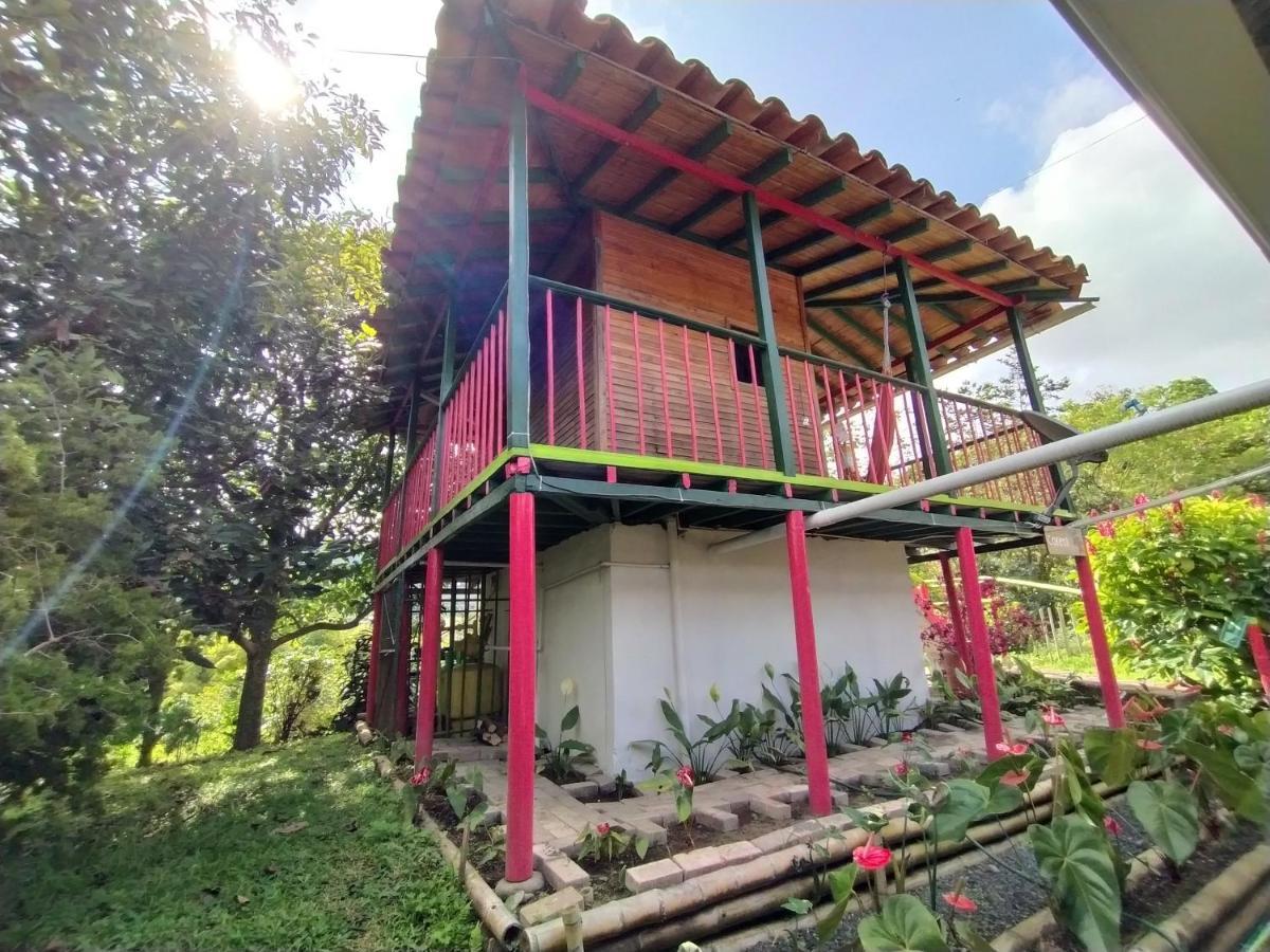 La Acuarela, Posada De La Monita Pereira Extérieur photo