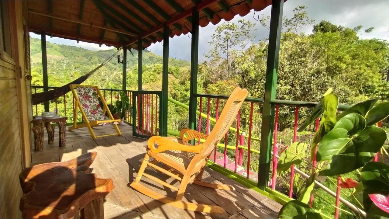 La Acuarela, Posada De La Monita Pereira Extérieur photo