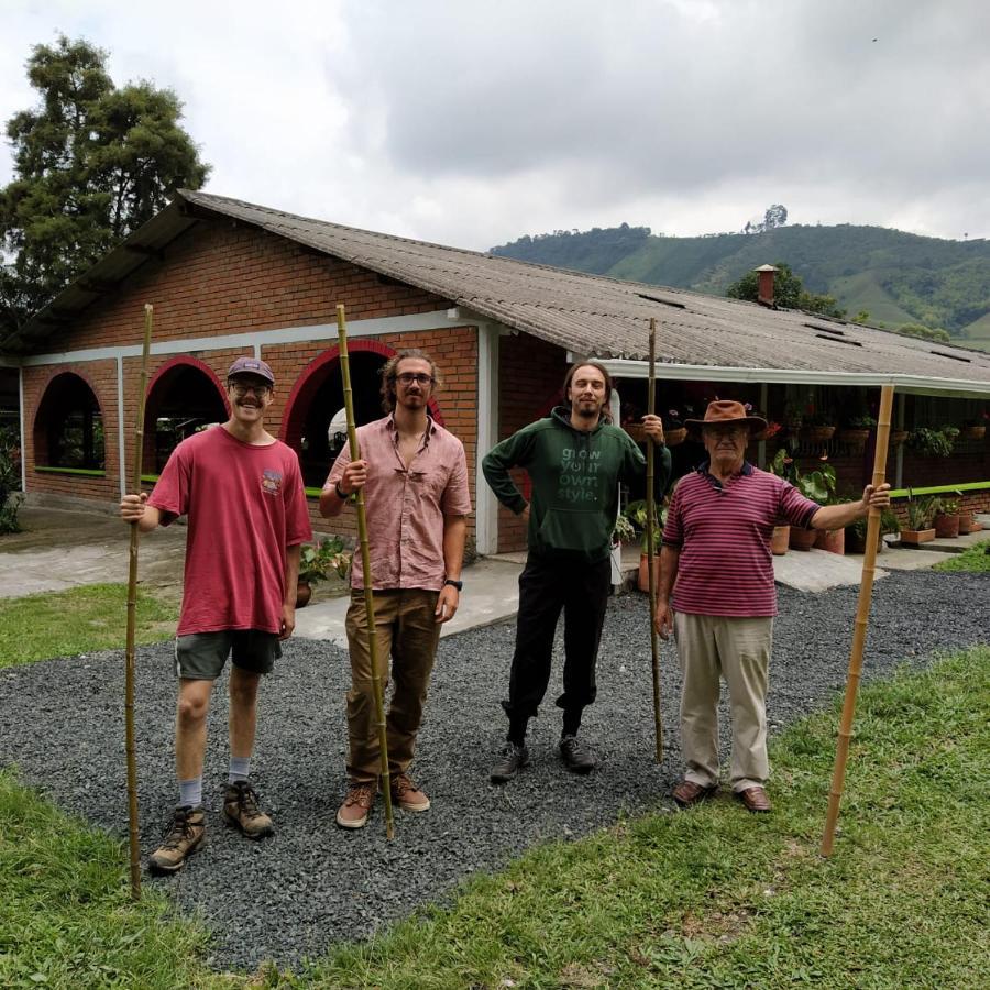 La Acuarela, Posada De La Monita Pereira Extérieur photo